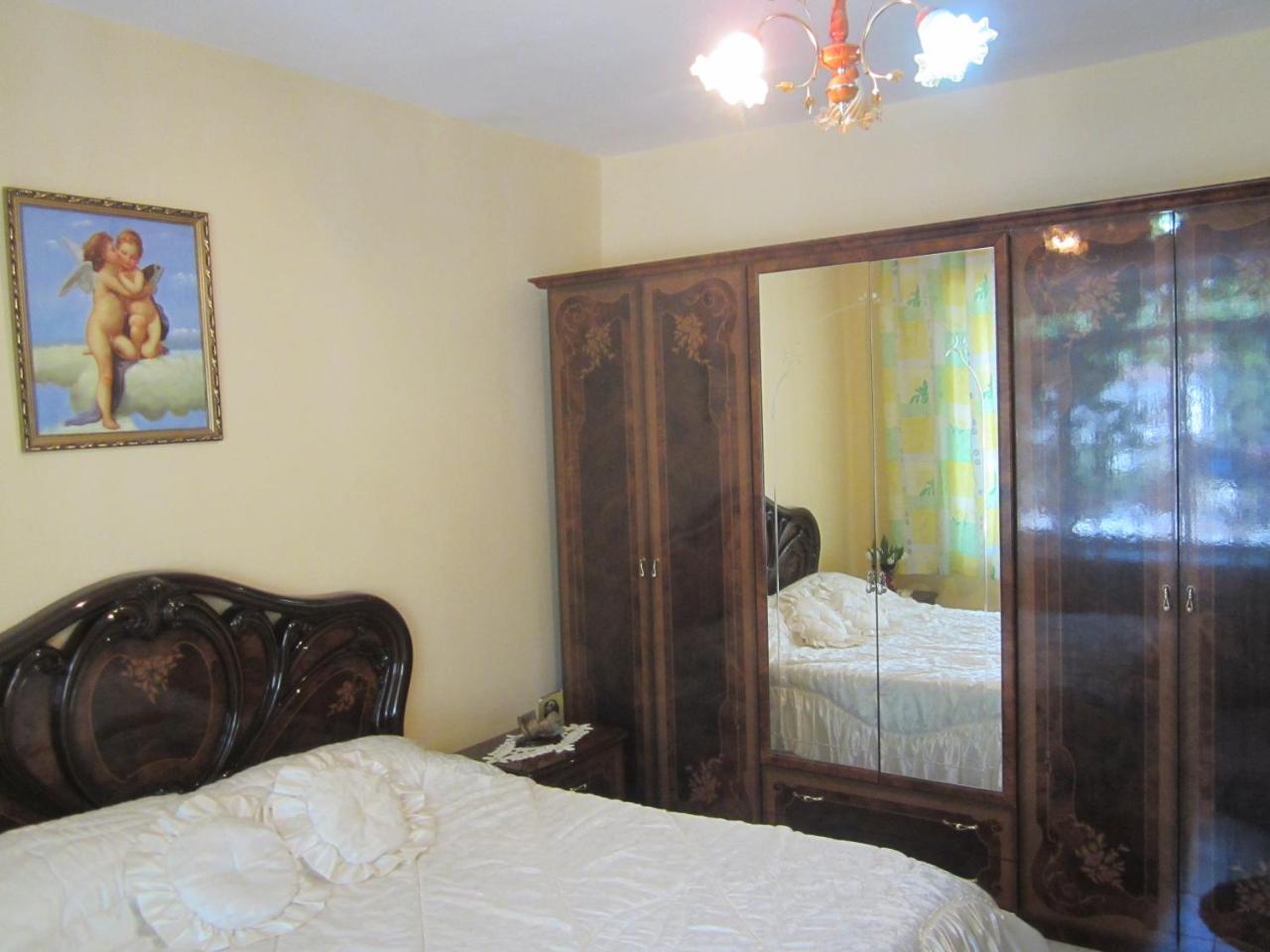 Guest House Adi Doga Berati Exterior foto
